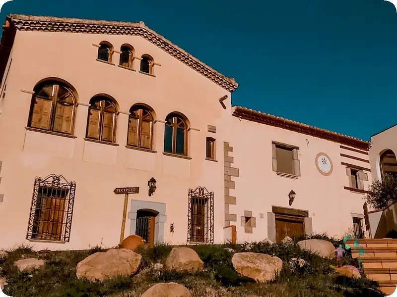 Masia Hotel Mas Salagros, foto de la fachada del edificio principal