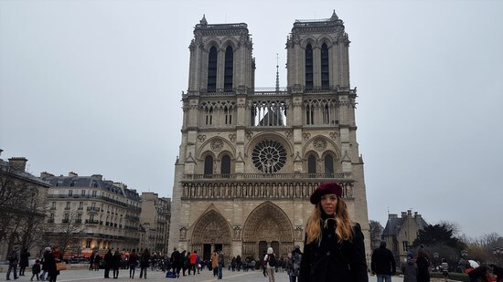 Viaje a Paris, Notre-dame