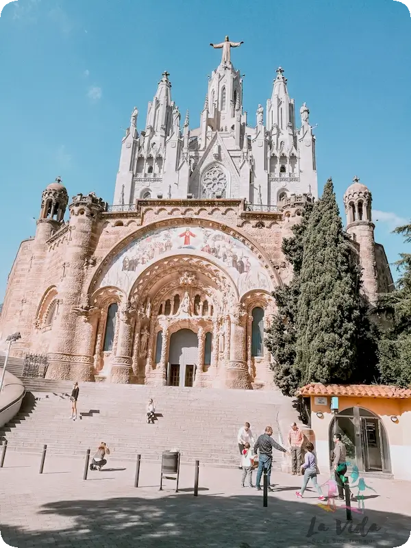 Templo Expiatorio del Sagrado Corazón de Jesús al lado del Tibidabo