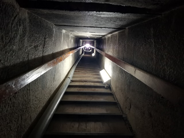 Entrada pirámide roja Egipto