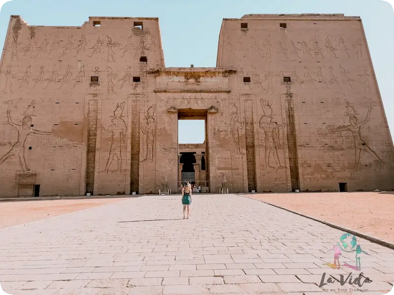 Crucero Nilo - templo de Edfu