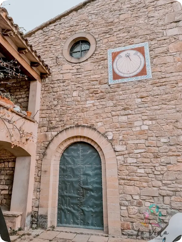 Portada de la Iglesia Santa María de Rocafort