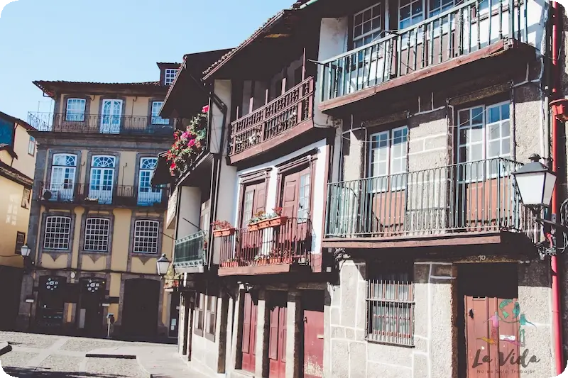 Guimaraes y sus típicas casas portuguesas