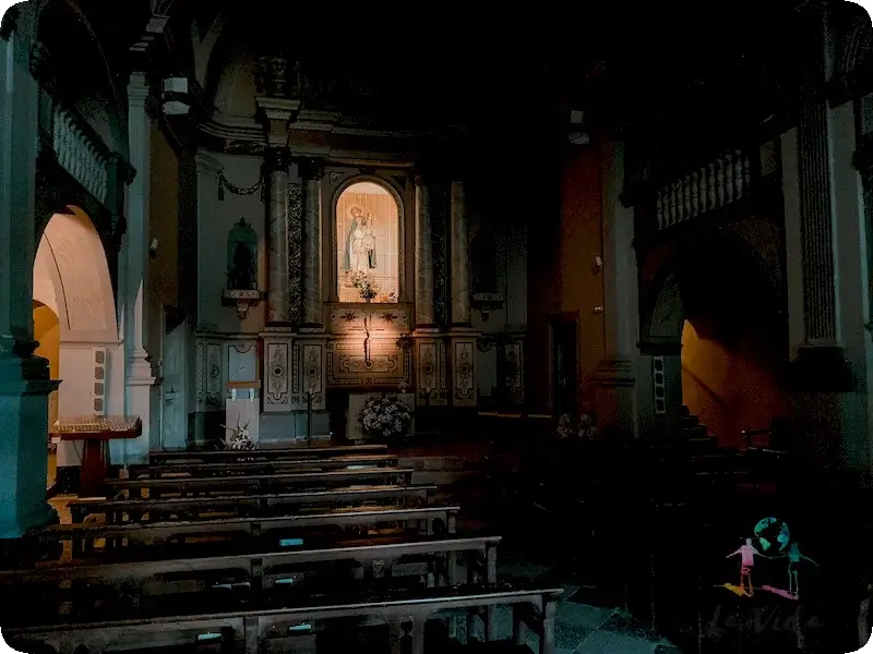 Interior iglesia Santuari de la Salut de Sant Feliu de Pallerols