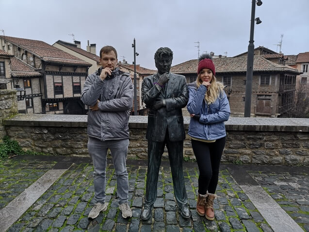 Estatua Ken Follet Vitoria