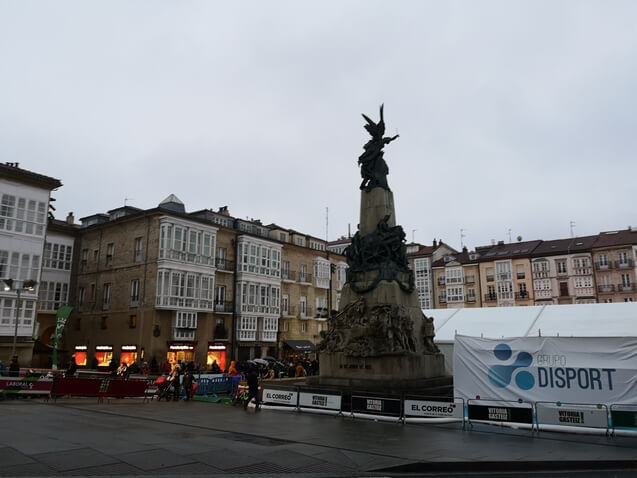 Plaza Virgen Blanca Vitoria