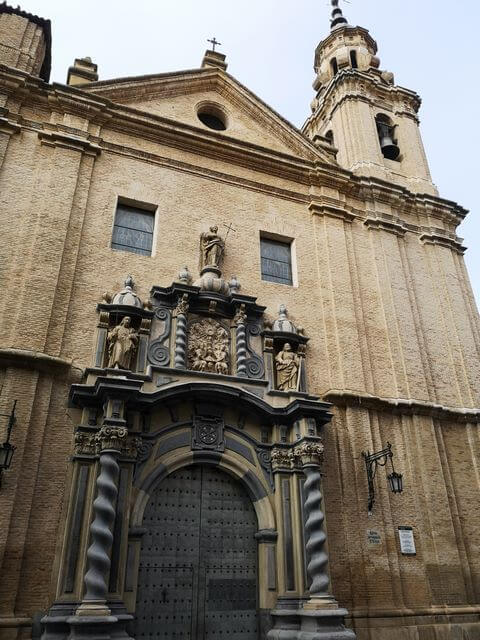 Iglesia San Felipe y Santiago Menor Zaragoza
