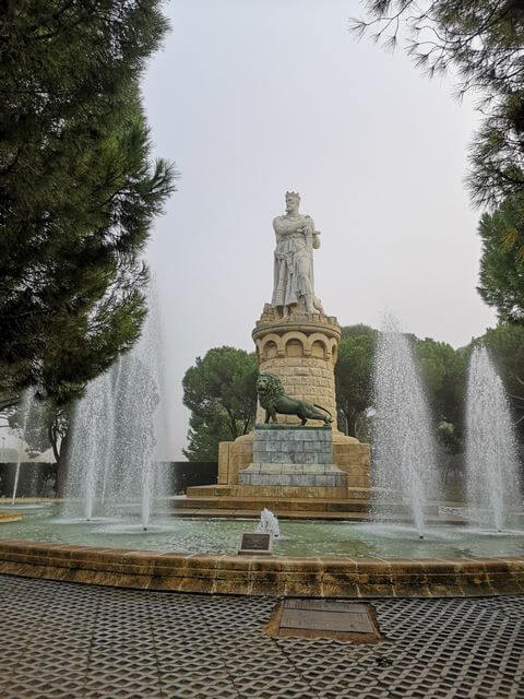 Monumento al Rey Alfonso el Batallador Zaragoza