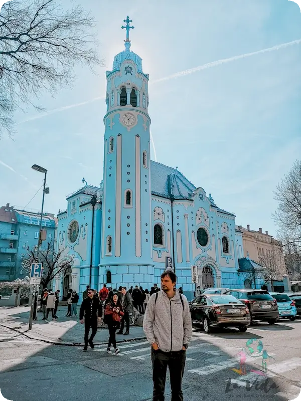 La Iglesia Azul (Santa Isabel) Bratislava