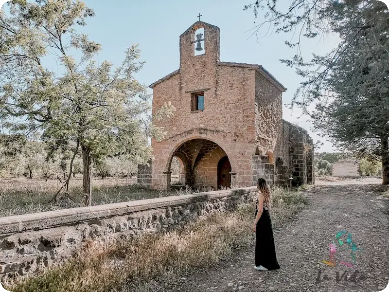 Ermita de Santa Madrona Arnes