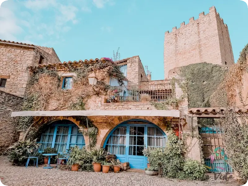 Castillo de Peratallada y Torre del Homenatge