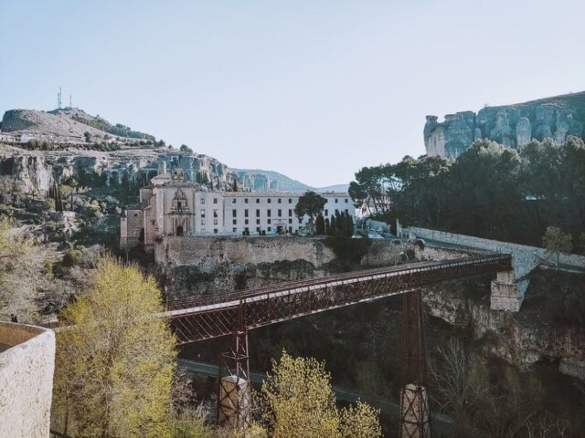 Ajuste Floración italiano Dónde dormir en Cuenca: mejores hoteles y zonas para alojarte