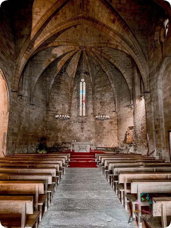 Interior Iglesia Sant Pere Pals