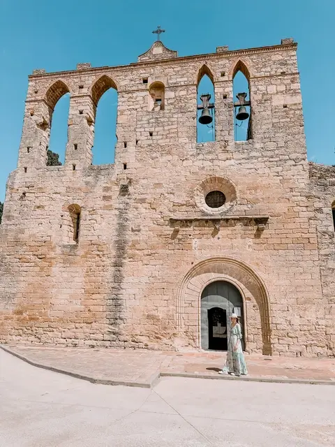 Qué ver en Peratallada - Iglesia de Sant Esteve