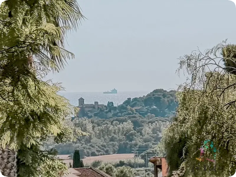 Castell Tamarit cerca de Altafulla, vistas desde Altafulla