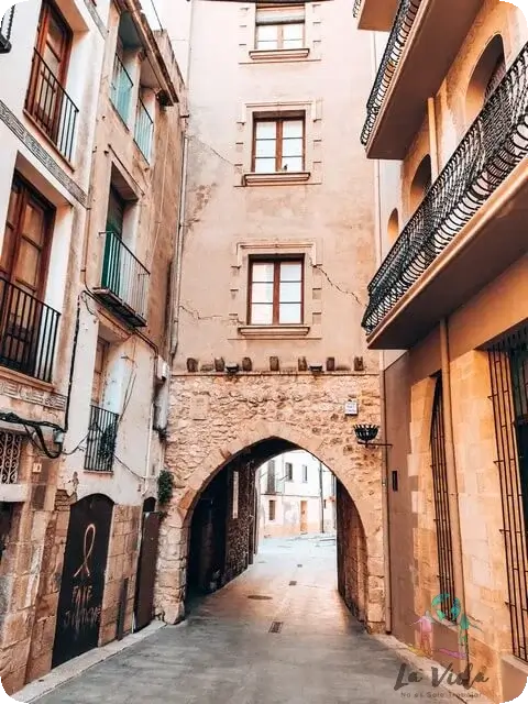 Paseo por el casco antiguo de Tortosa