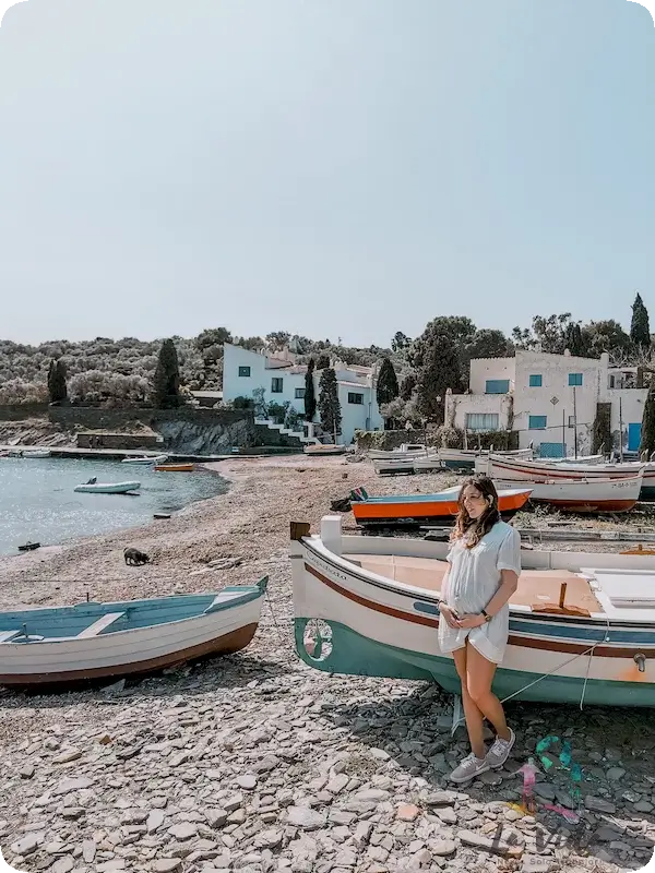 Portilligat barquitas en Cadaqués 