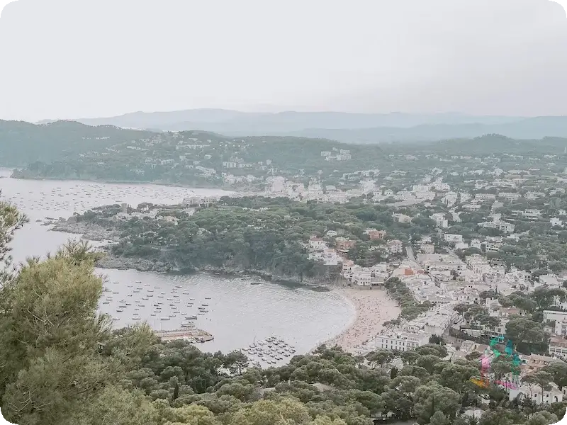 Vistas desde el Mirador de Sant Sebastià. Son una de las mejores vistas de Llafranc y Calella