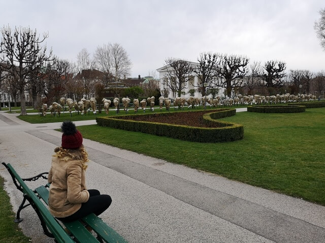 Ringstrasse Viena templo griego