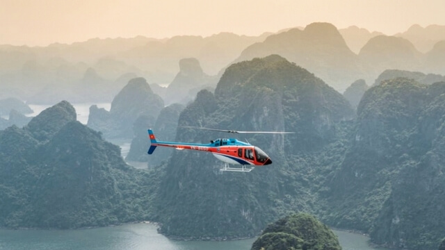 Helicóptero de Hanoi a Halong Bay