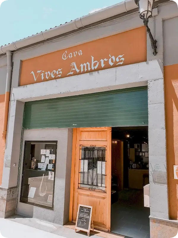 Bodega Vives Ambrós.