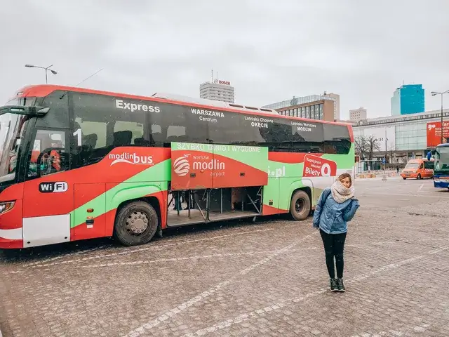 Autobus Modlin al centro de Varsovia