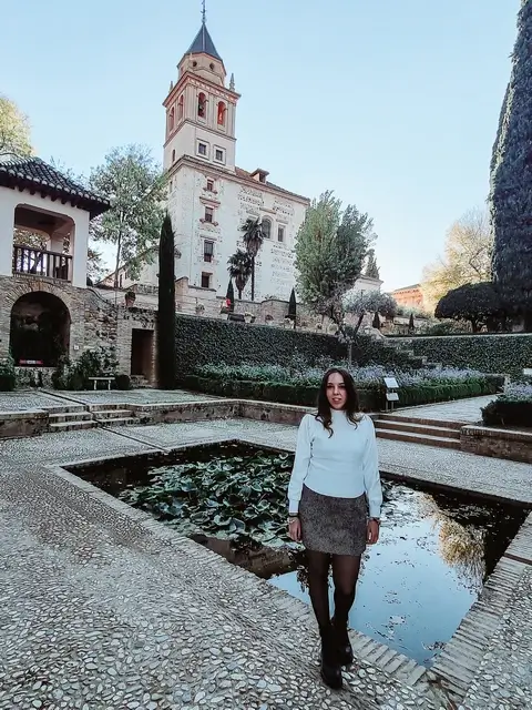 Alhambra - Paseo de las Torres Granada