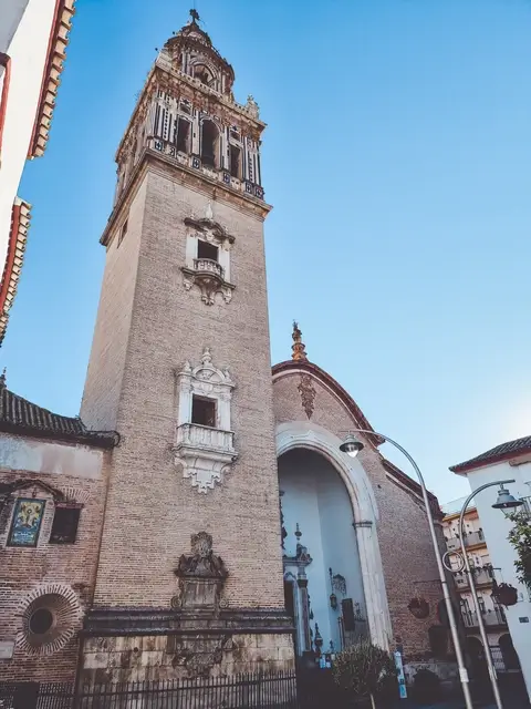 Torre e iglesia de Santa Maria Ecija