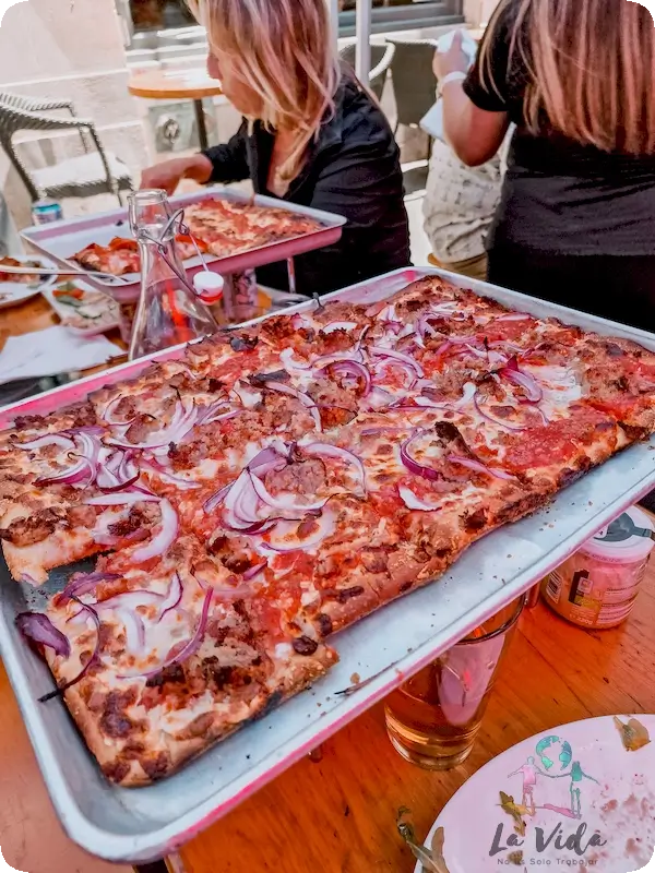 Pizza, Comiendo en Stone Street 