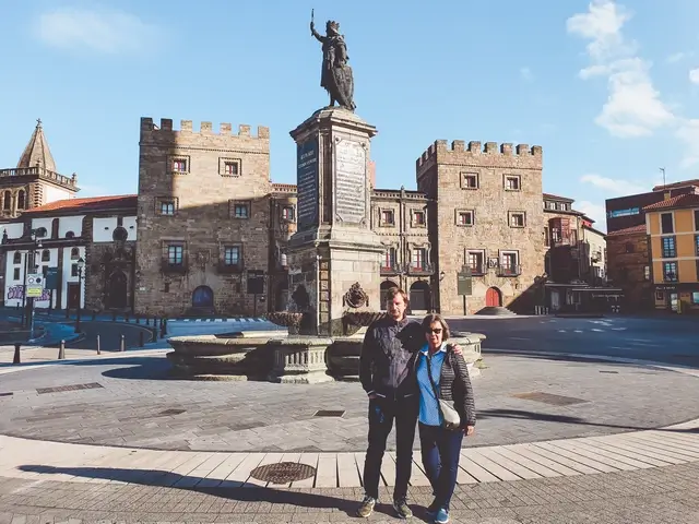 Dani con su madre en Gijón