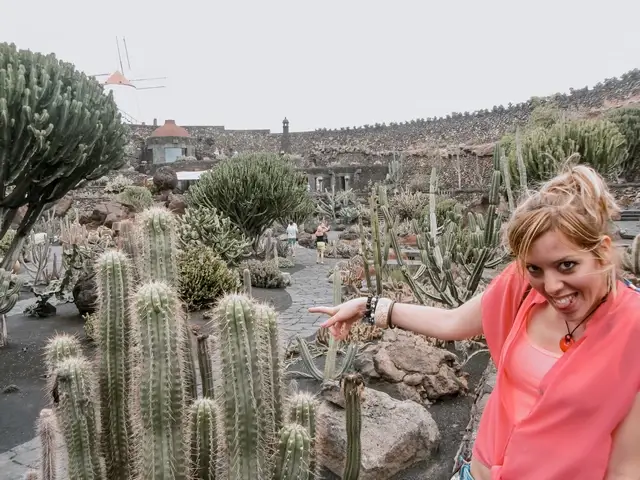 Judit en Jardin Cactus Lanzarote