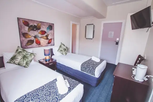 Hotel Waterloo and Backpacker