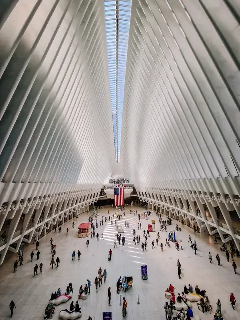Interior Oculus de Calatrava
