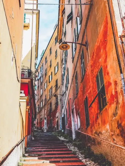 Paseando por el casco antiguo de génova