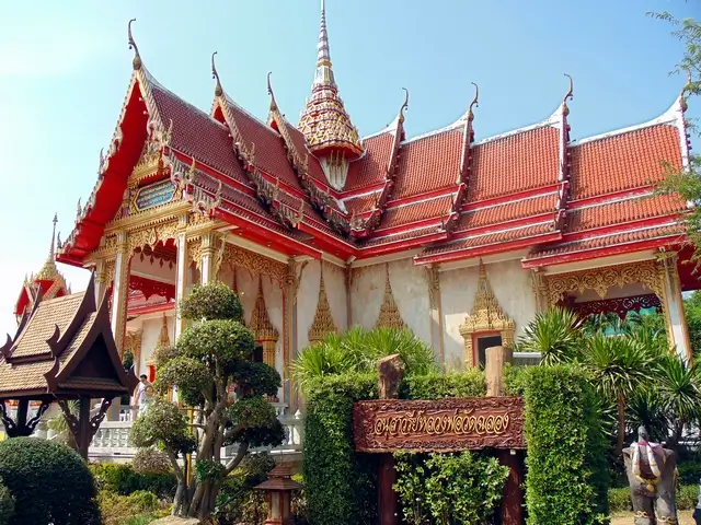 Wat Chaiyathararam Phuket