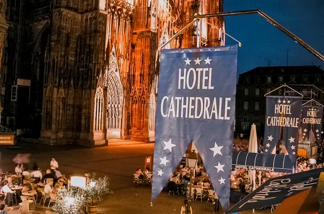 Hotel Cathedrale 4 estrellas en Estrasburgo