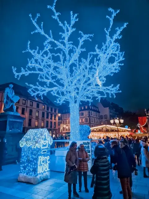 Plaza Gutenberg navidad de noche