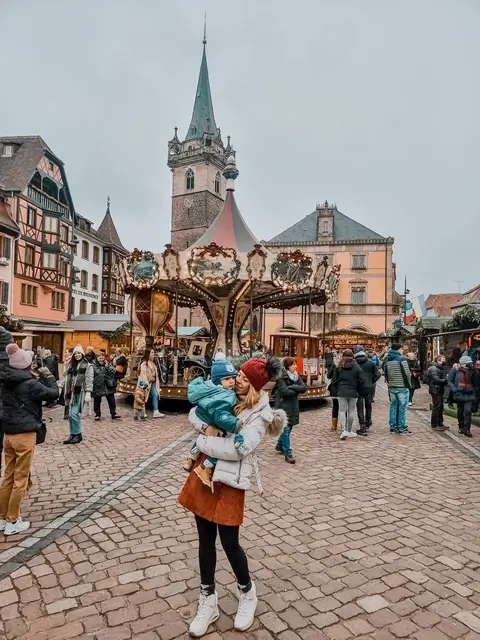 Qué ver en Obernai - Plaza del mercado en Navidad