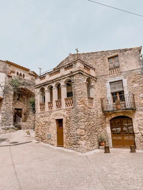 Qué ver en Palau-sator - pueblo medieval Girona