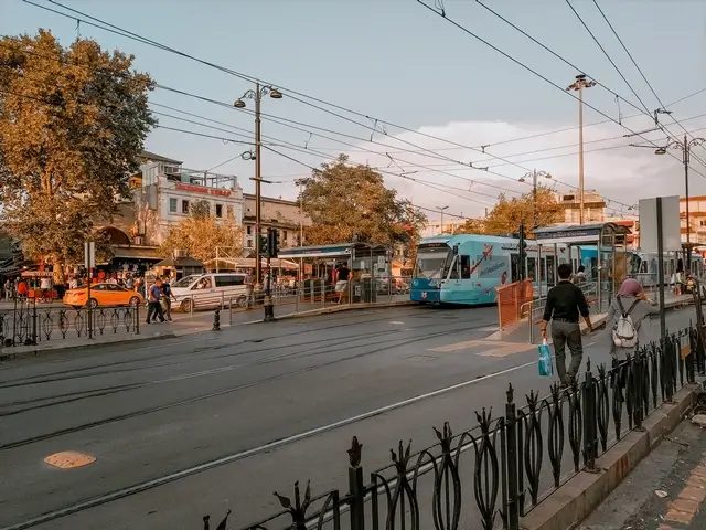 Qué ver en Estambul Turquia - tranvia Estambul