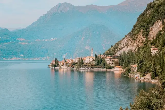Lago de Como cerca de Milan