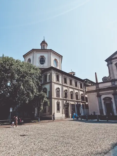 Iglesia de San Bernardino alle Ossa en Milán