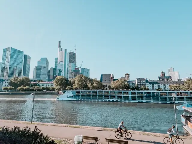 Qué ver en Frankfurt - crucero fluvial Rio Main