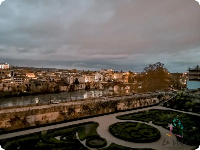Jardines Palacio Berbie en Albi