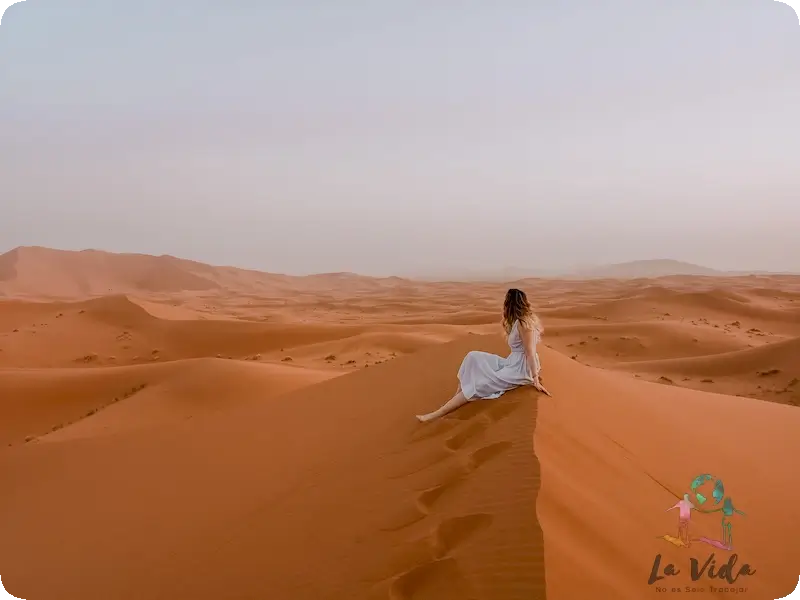 Desierto de Merzouga, judit en una duna