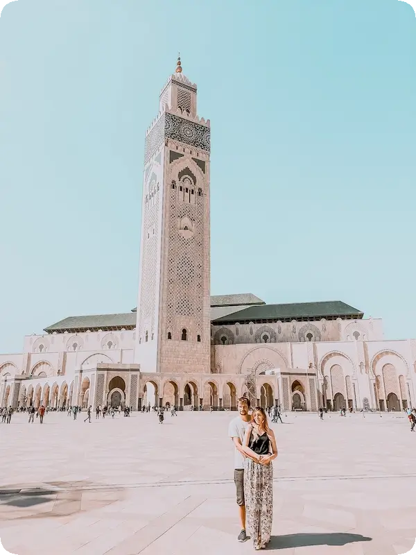 Judit en la Mezquita hassan II Casablanca