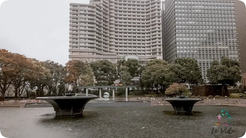 East Gardens Tokyo un dia de lluvia