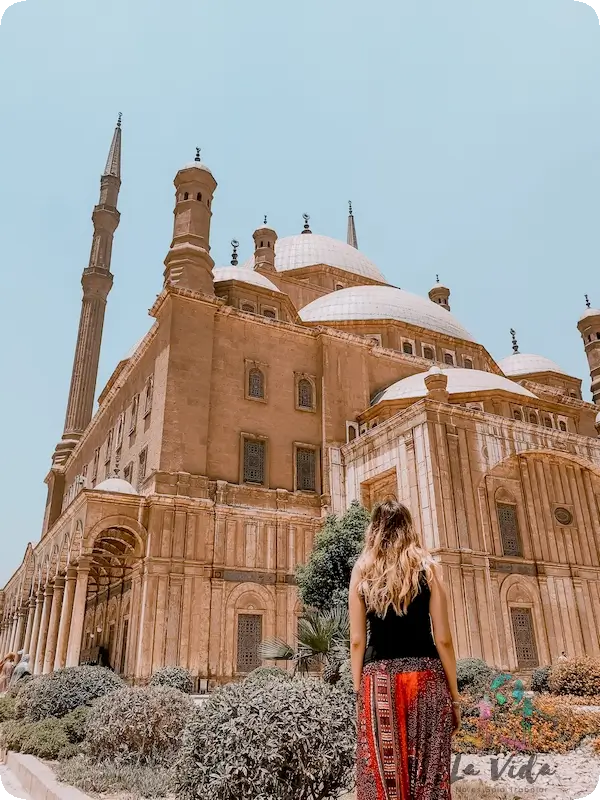 Tour por el Cairo en Viaje todo incluido a Egipto Judit en Mezquita de Alabastro