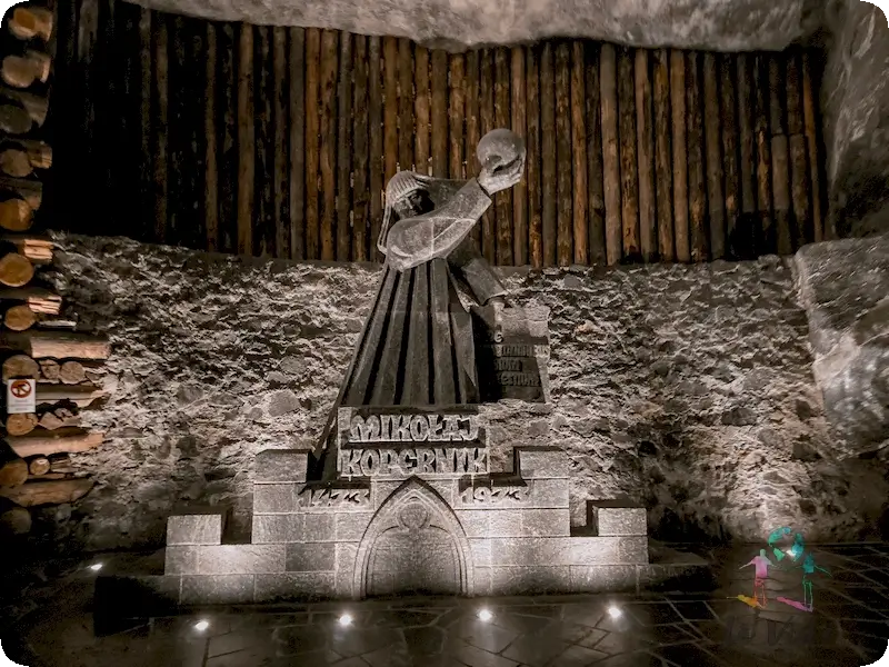 Minas de sal de Cracovia - Wieliczka nuestra visita estatua de copernico