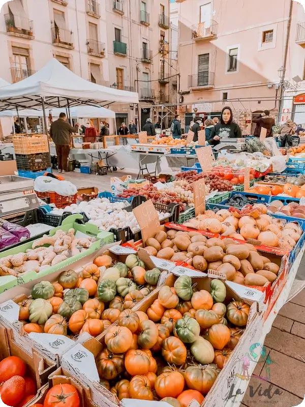 Mercado semanal en Tarragona